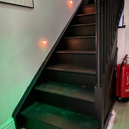 The Attic Apartment, Quay Street Studios 卡迪根 外观 照片