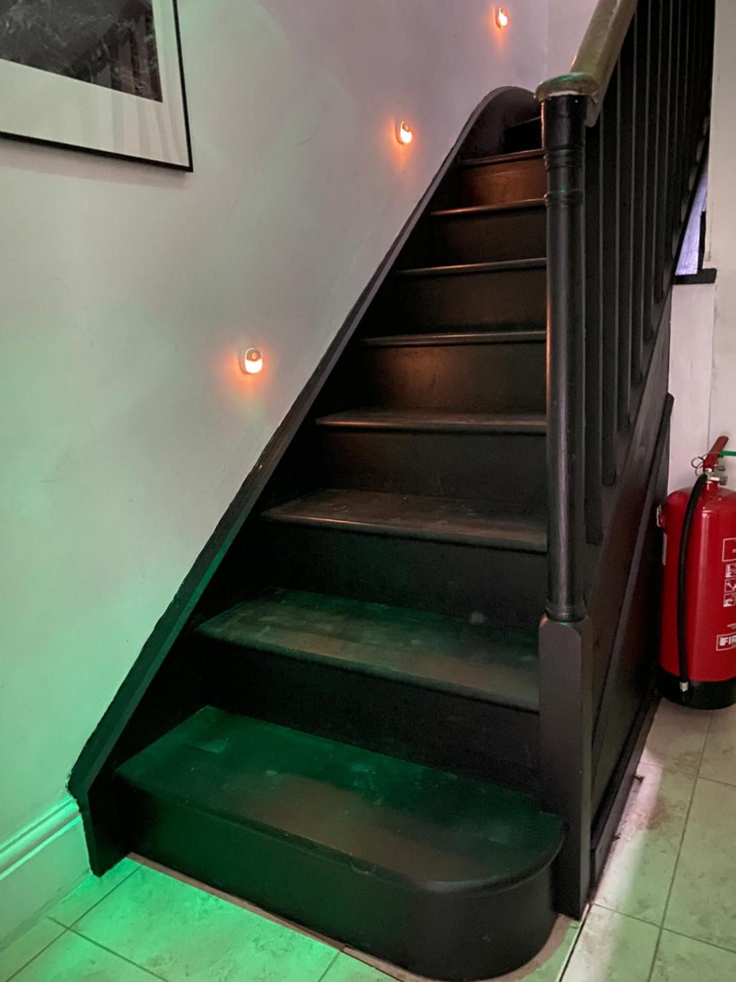 The Attic Apartment, Quay Street Studios 卡迪根 外观 照片