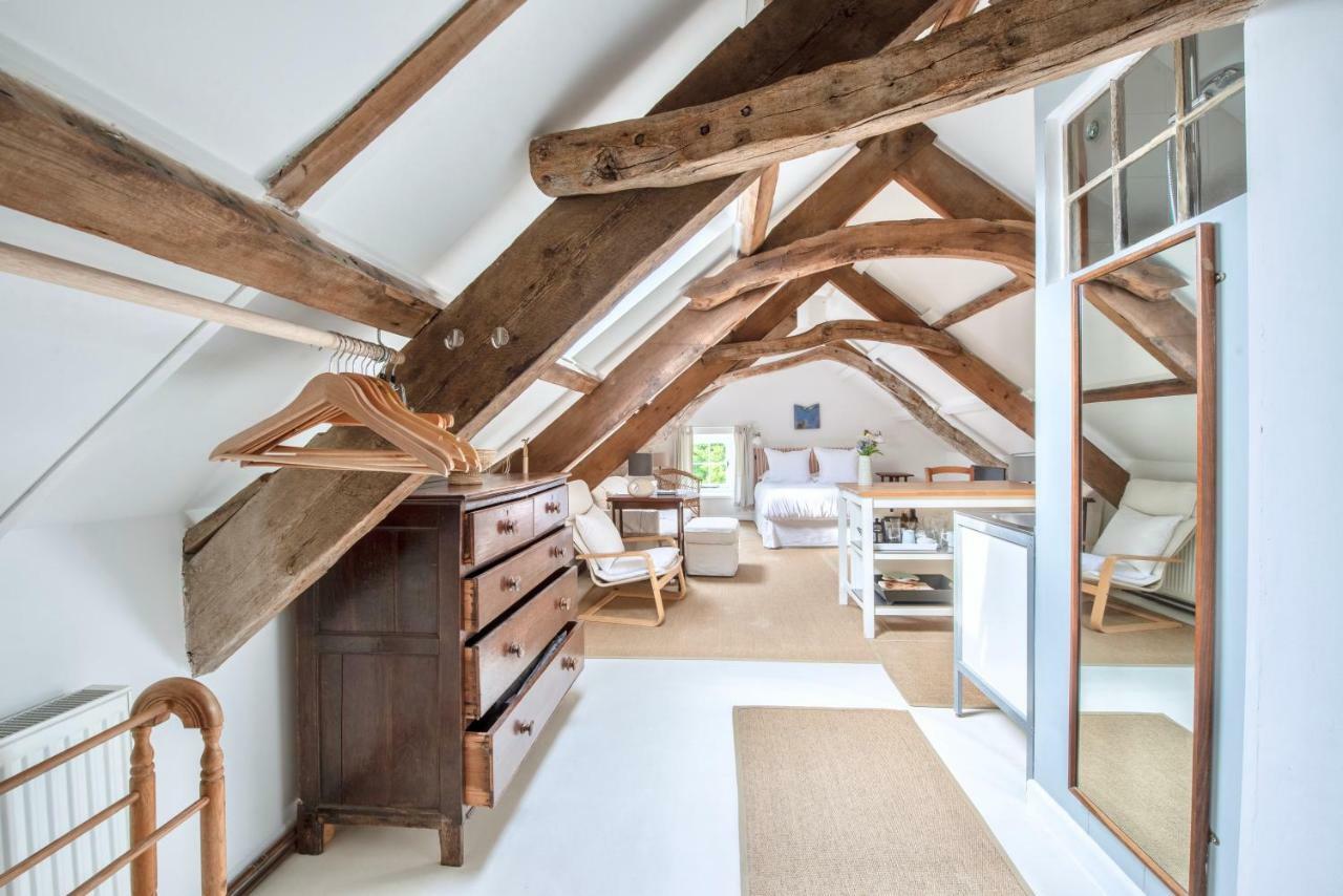 The Attic Apartment, Quay Street Studios 卡迪根 外观 照片