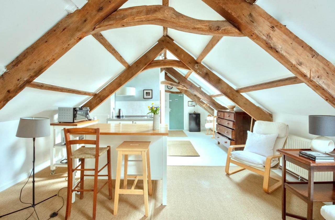 The Attic Apartment, Quay Street Studios 卡迪根 外观 照片